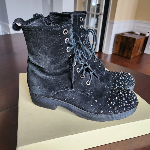 Pre loved lace up boots - Picture 5 of 5
